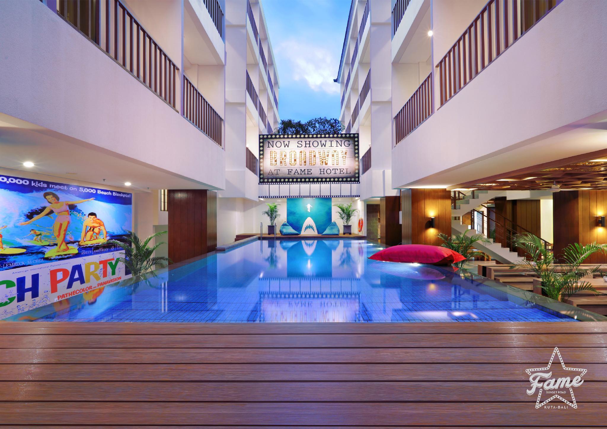 Fame Hotel Sunset Road Kuta  Ngoại thất bức ảnh