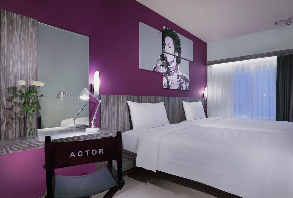 Fame Hotel Sunset Road Kuta  Ngoại thất bức ảnh
