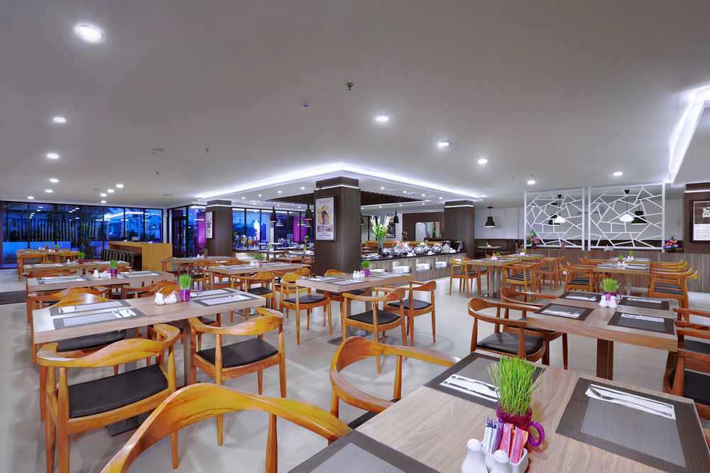 Fame Hotel Sunset Road Kuta  Ngoại thất bức ảnh
