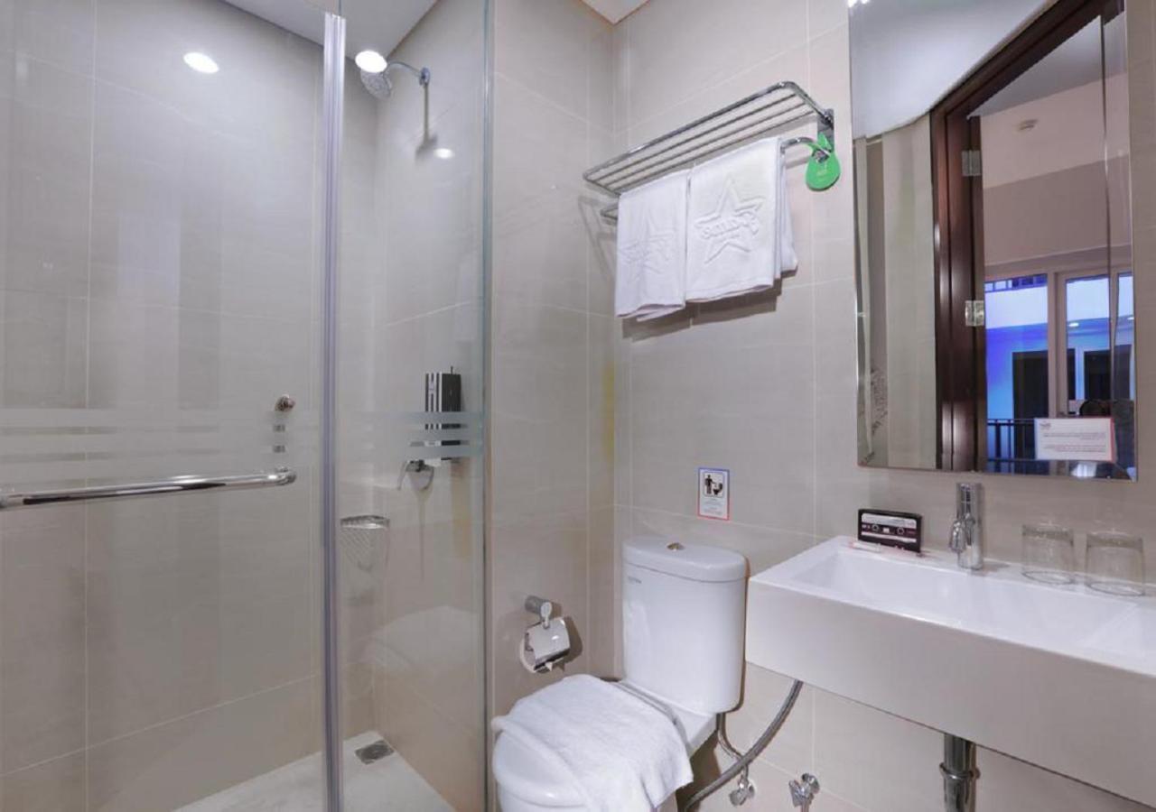 Fame Hotel Sunset Road Kuta  Ngoại thất bức ảnh